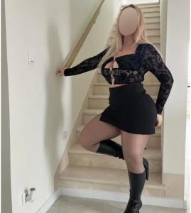 631869746: Chica busca chico en Madrid