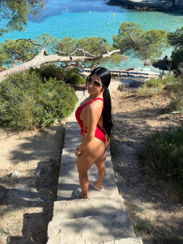 Chica busca chico en Mallorca: 