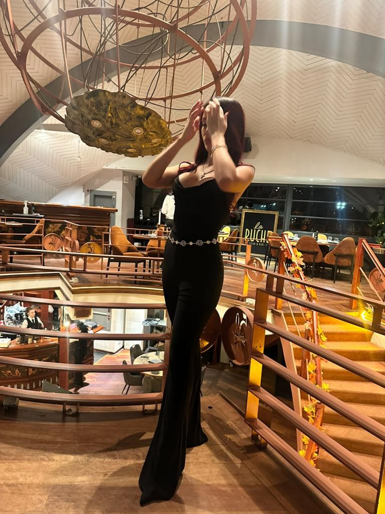 663092691: Chica busca chico en Mallorca