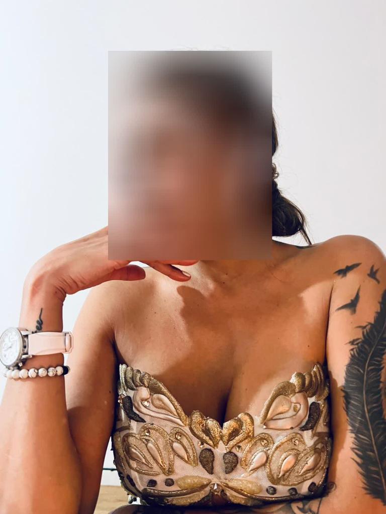 Chica busca chico en Ibiza: 