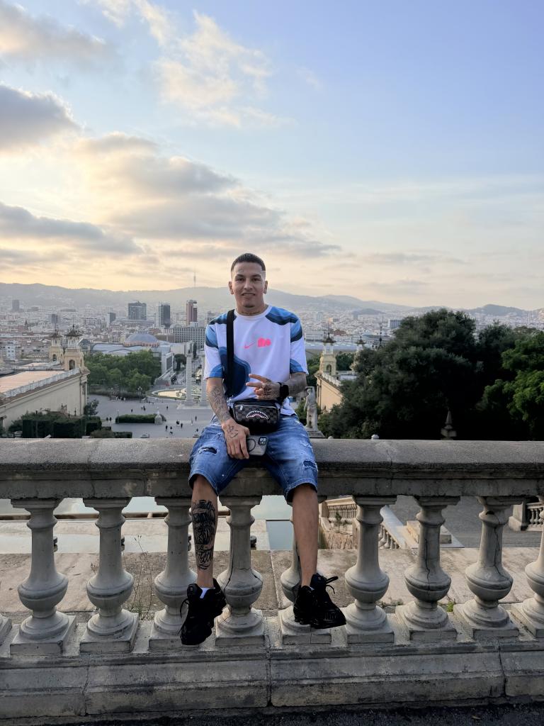 Chico busca chica en Barcelona: 