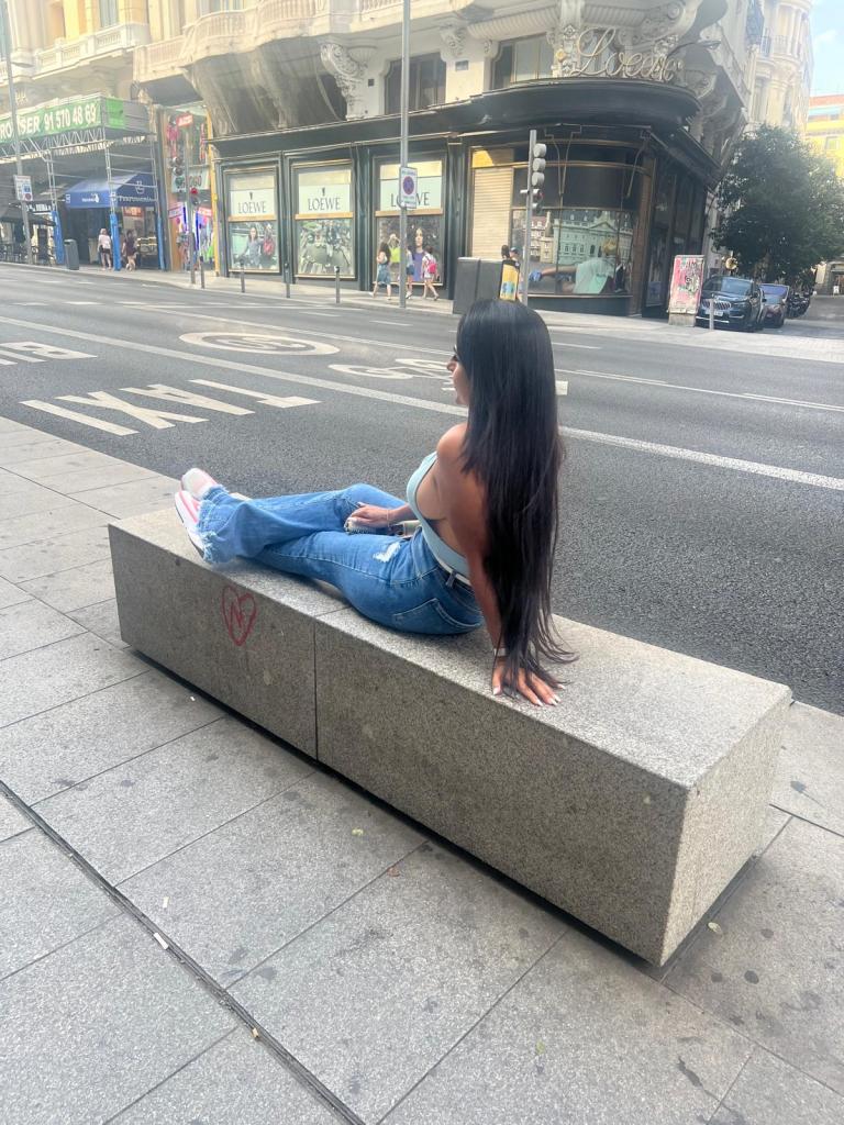 655699529: Chica busca chico en Cádiz