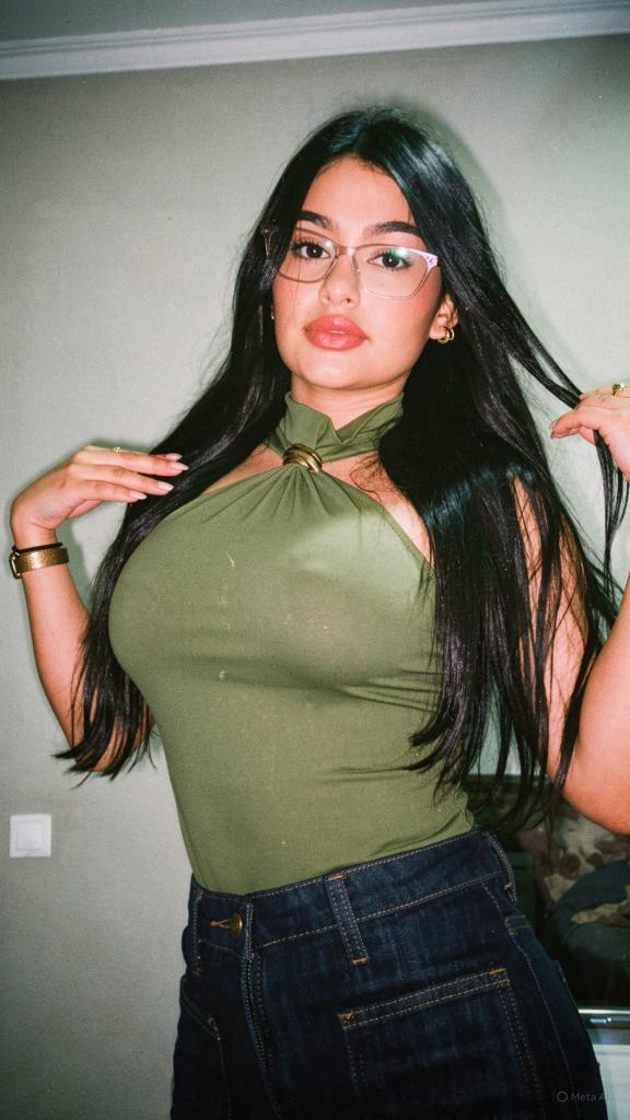 604340932: Chica busca chico en Valencia