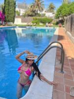 624912755: Chica busca chico en Ibiza