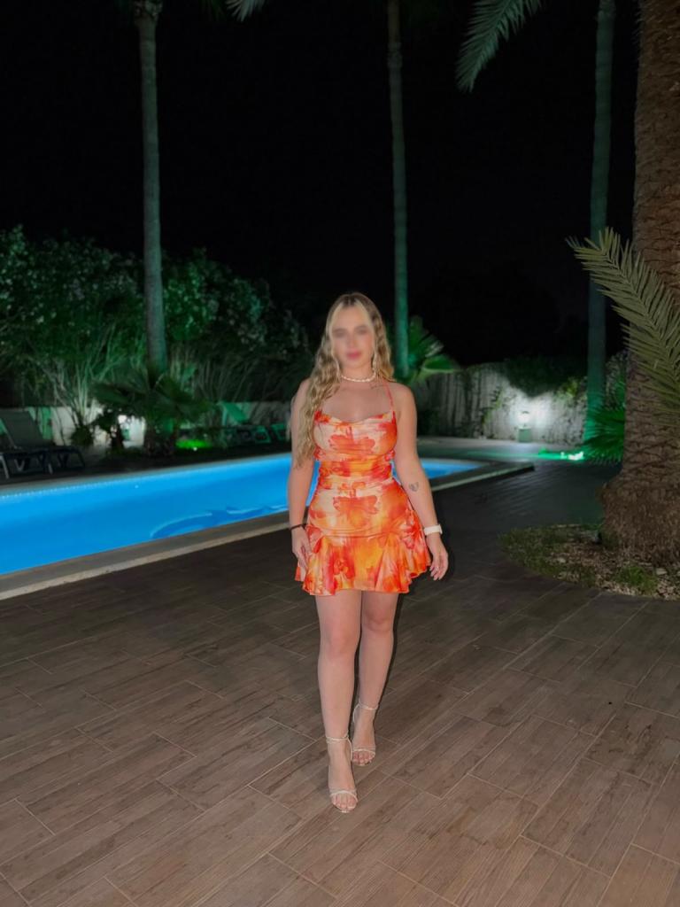 613561886: Chica busca chico en Málaga