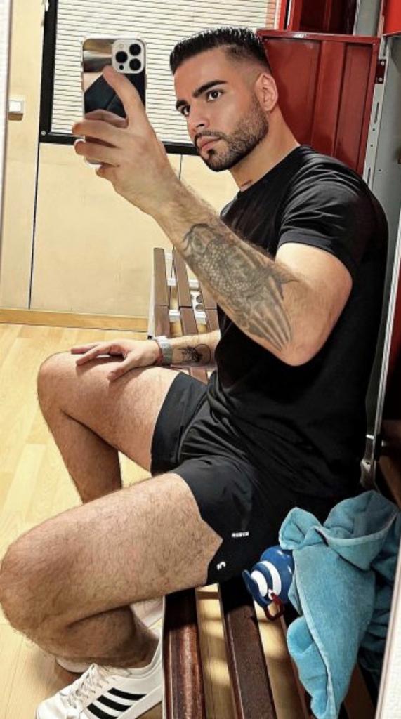 621335577: Chico busca chica en Barcelona