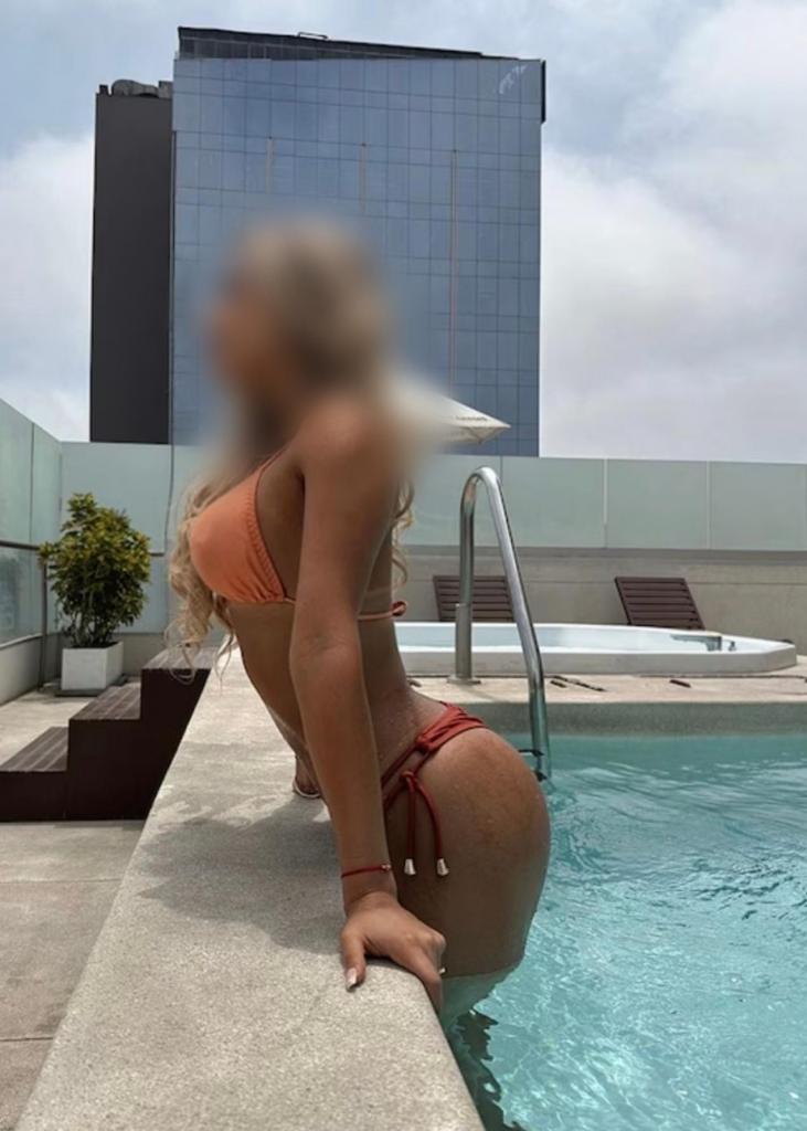 641766959: Chica busca chico en Tarragona
