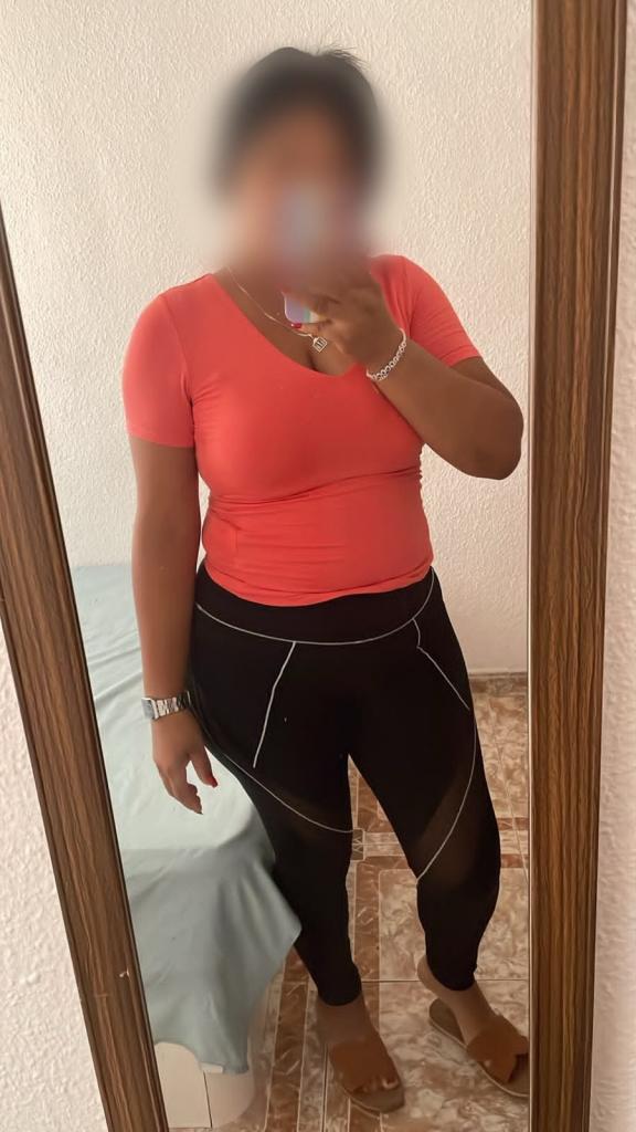 Chica busca chico en Granada: 
