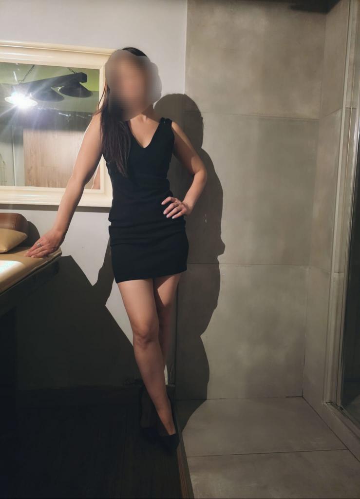 635728090: Chica busca chico en Barcelona