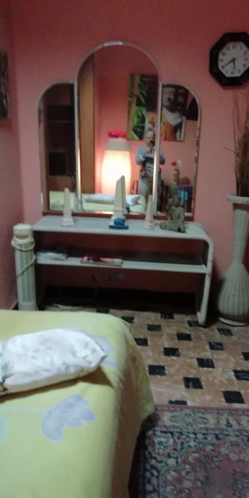 Chica busca chico en Tenerife: 