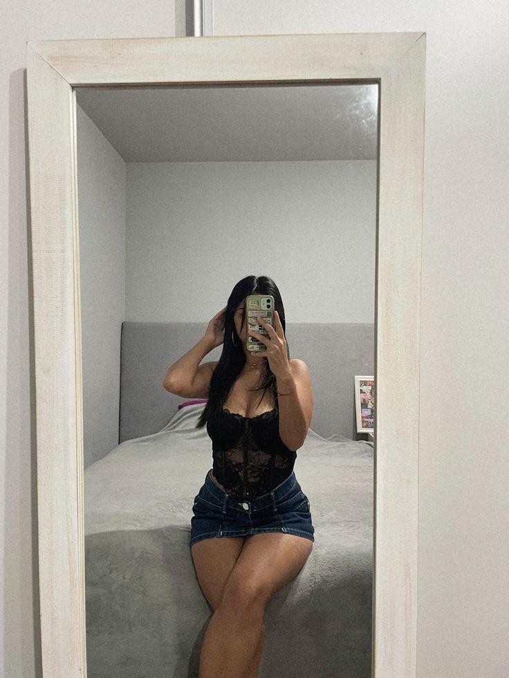 632877387: Chica busca chico en Madrid