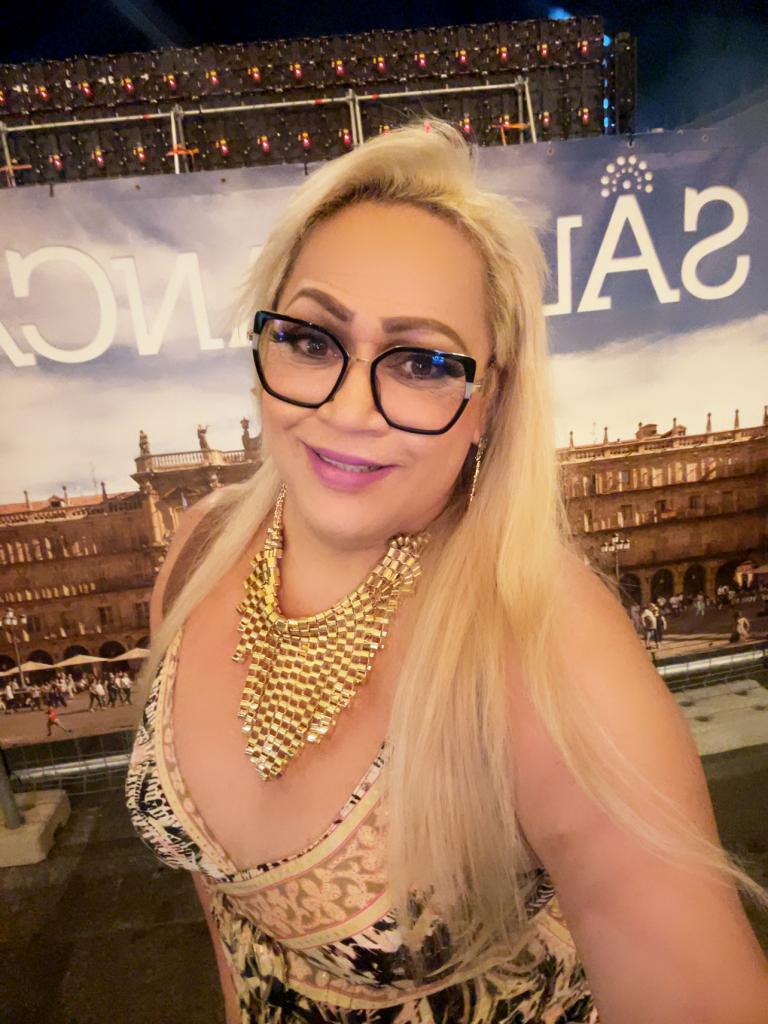 Travesti en León: 