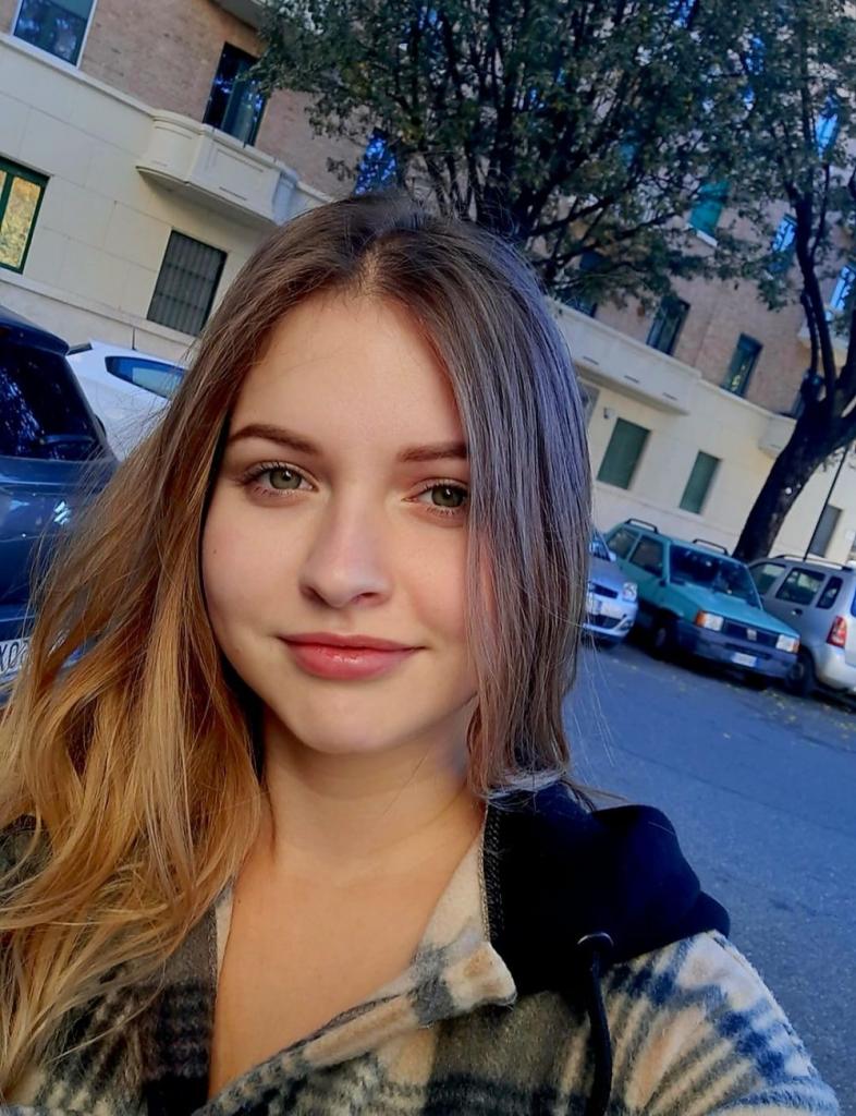613207338: Chica busca chico en Cádiz