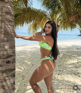 607346571: Chica busca chico en Málaga