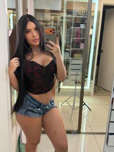 613773795: Chica busca chico en Murcia