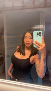613830783: Chica busca chico en Gerona