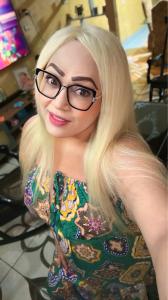 666396359: Travesti en León