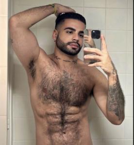 621335577: Chico busca chica en Barcelona