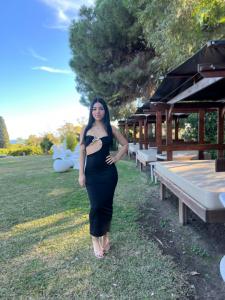 613605115: Chica busca chico en Barcelona