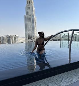 603332539: Chica busca chico en Gerona