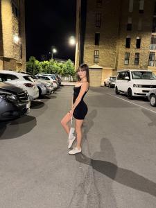 687061379: Chica busca chico en Orense