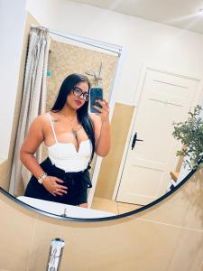637952355: Chica busca chico en Málaga