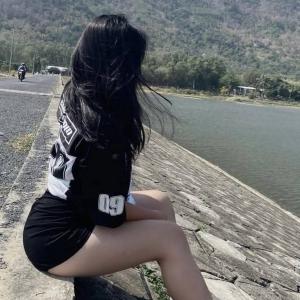 602581406: Chica busca chico en Sevilla