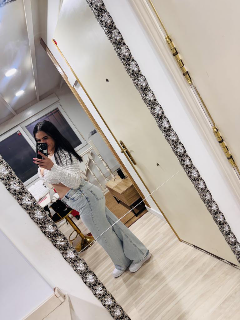 627092301: Chica busca chico en Madrid