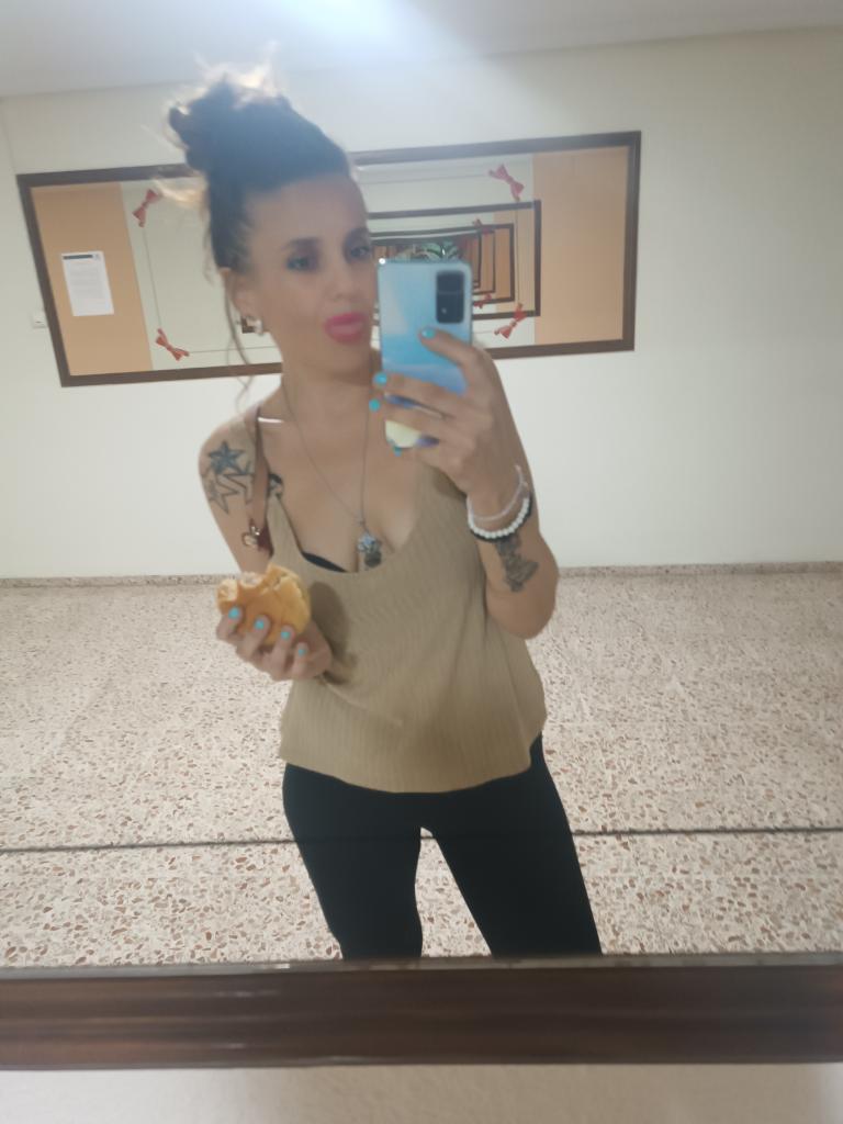 Chica busca chico en Alicante: 