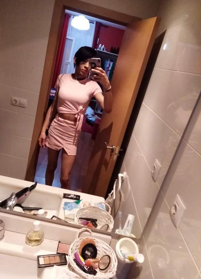 670339993: Transexual en Zaragoza