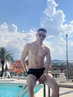 662146485: Chico busca chica en Madrid