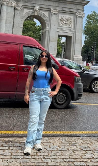 637952355: Chica busca chico en Málaga