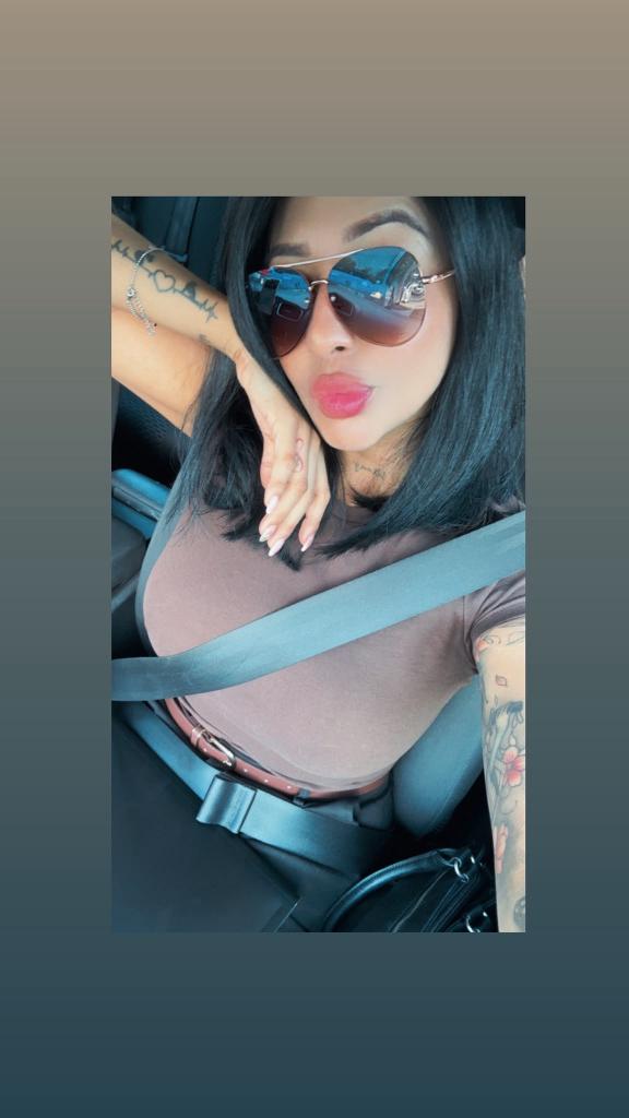 613830783: Chica busca chico en Gerona