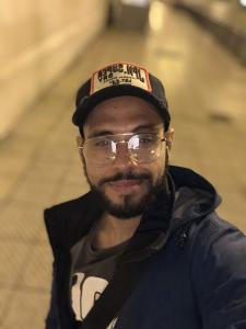 Chico busca chica en Asturias: 