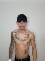 613497086: Chico busca chica en Barcelona