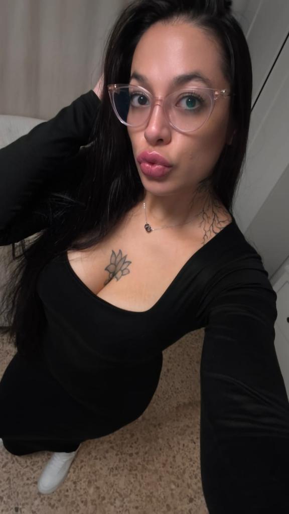 632344594: Chica busca chico en Cuenca