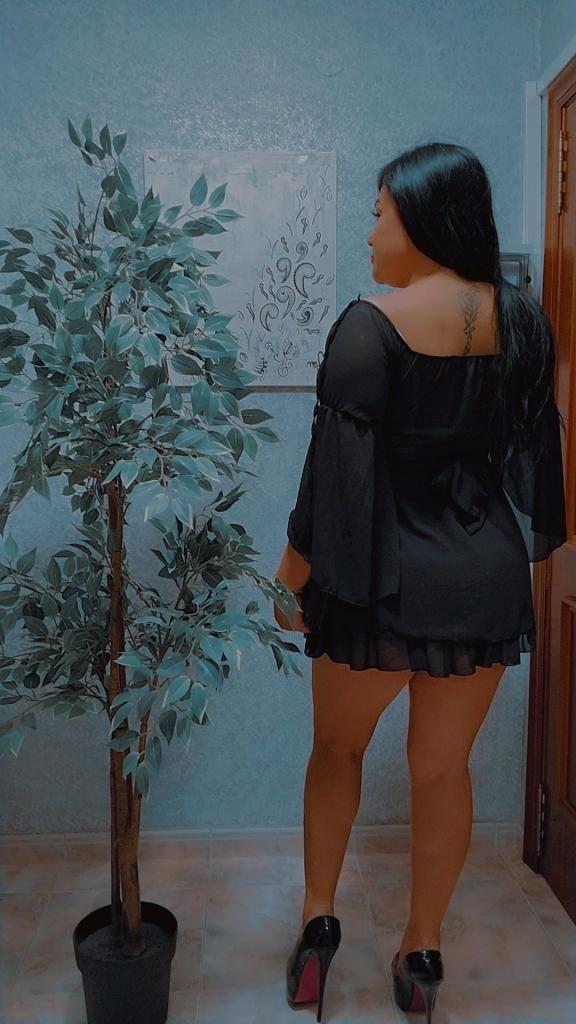Chica busca chico en Valencia: Chica busca chico