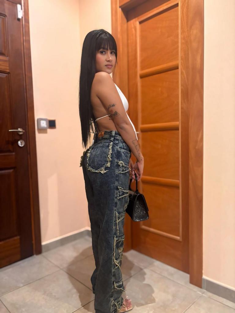 613784747: Chica busca chico en Tenerife