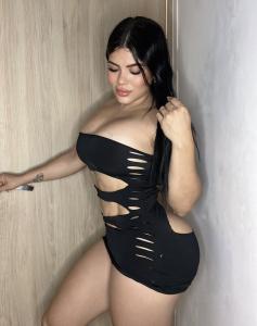 613385260: Chica busca chico en Barcelona