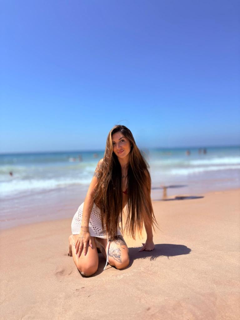 613756770: Chica busca chico en Ibiza