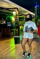 643553129: Chica busca chico en Alicante