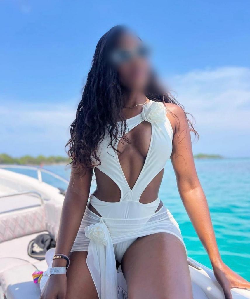 Chica busca chico en Las Palmas: Chica busca chico