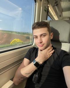 Chico busca chica en Valencia: 