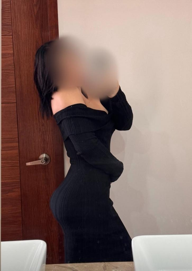 Chica busca chico en Alicante: Chica busca chico
