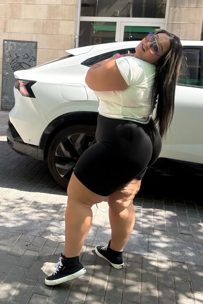 Chica busca chico en Tenerife: 