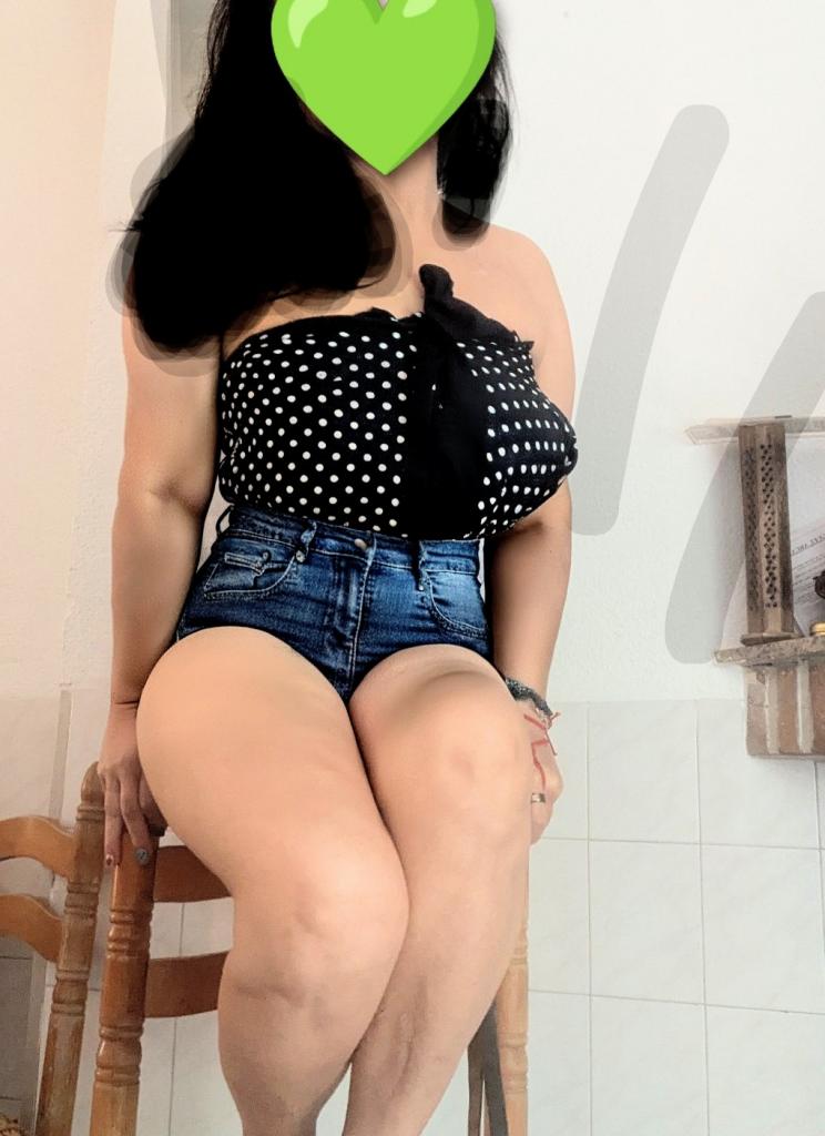 641807935: Chica busca chico en Murcia