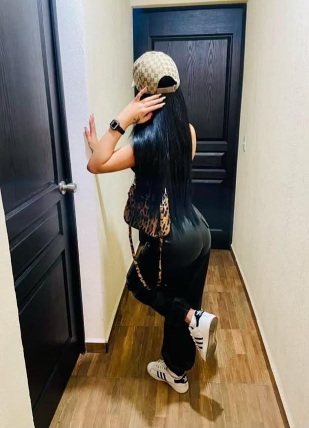Chica busca chico en Barcelona: 
