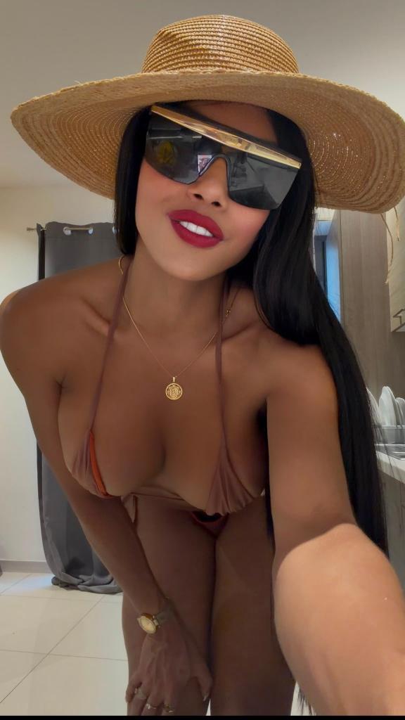 613608769: Transexual en Granada