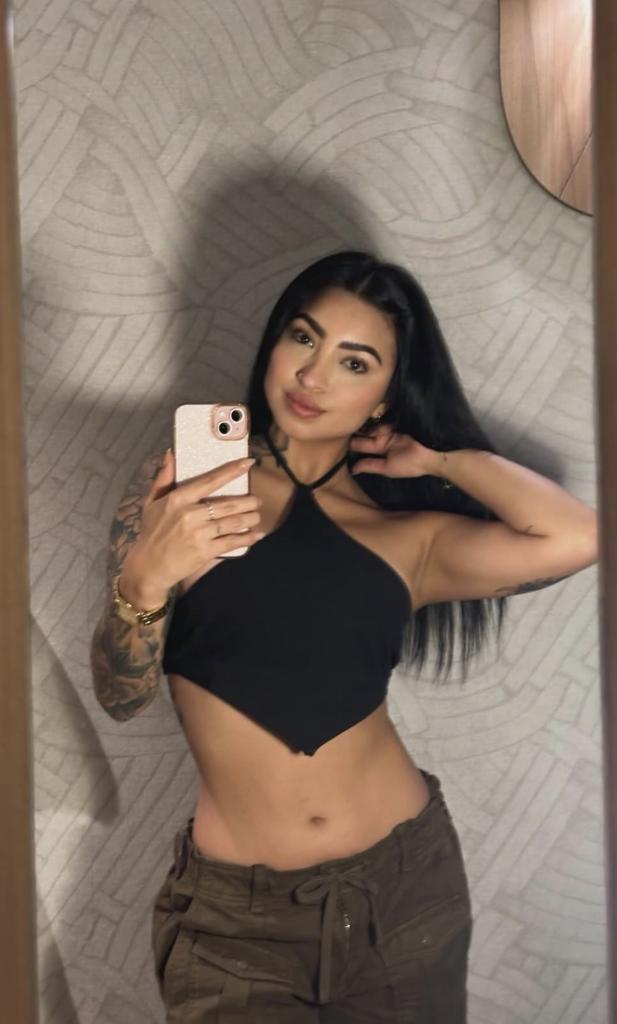 666314526: Chica busca chico en Ibiza