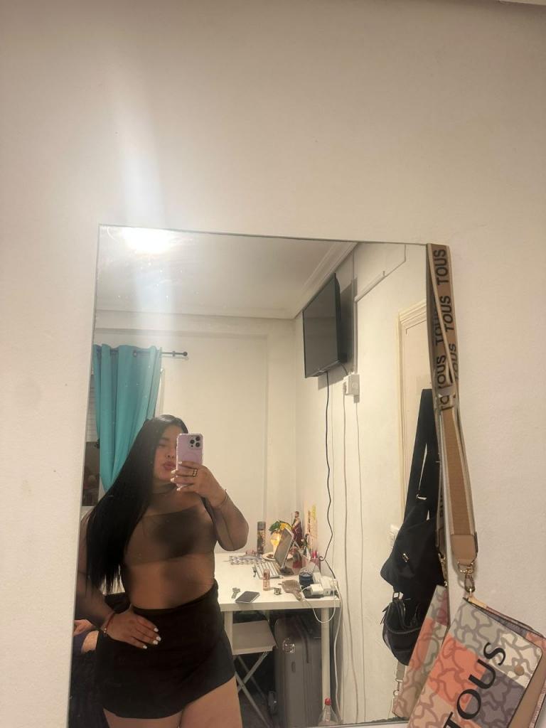 Chica busca chico en Sevilla: 